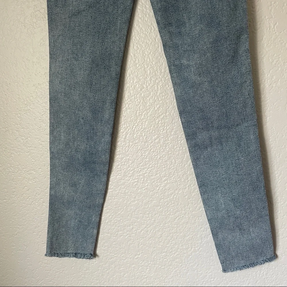 FREE PEOPLE , High Rise blue Jeans 24, NWT